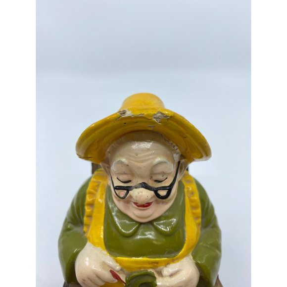 Vintage Knitting Grandmother In Rocking Chair coin Bank - Picture 2 of 6